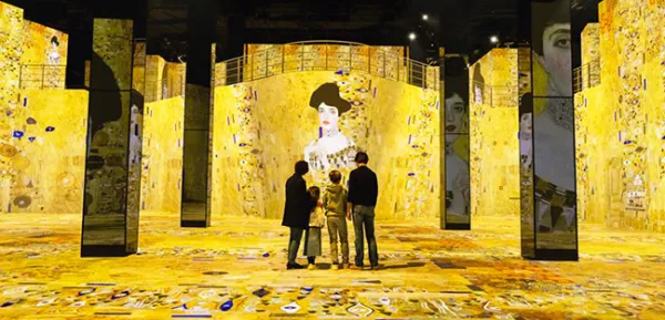 Hundertwasser Immersive Kunstausstellung In Hamburg hundertwasser-immersive-kunstausstellung-in-hamburg